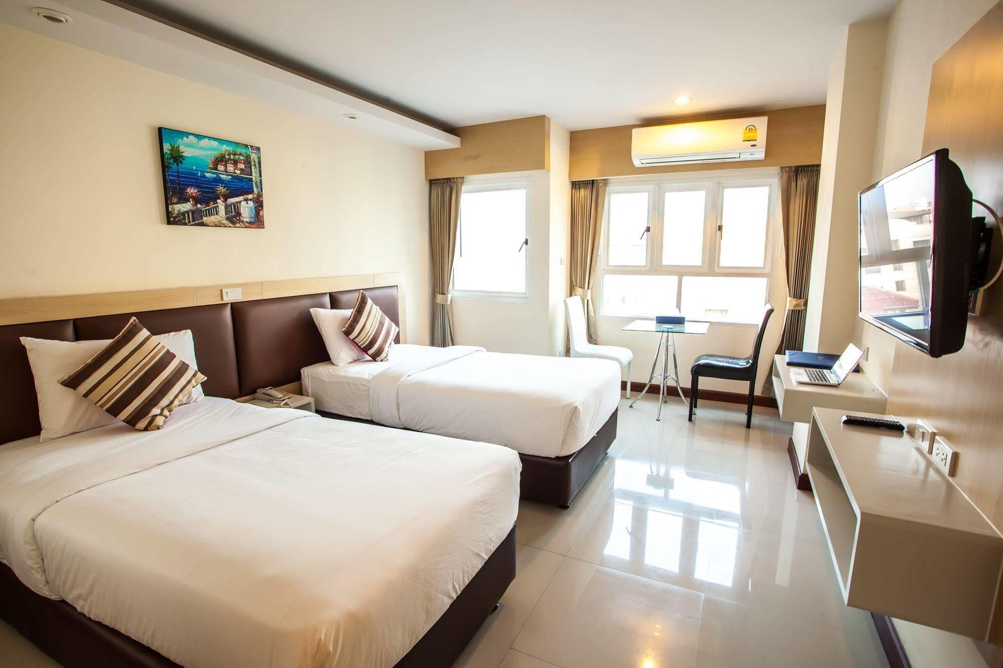 Oyo 234 Tara Grande Hotel & Spa Μπανγκόκ Εξωτερικό φωτογραφία