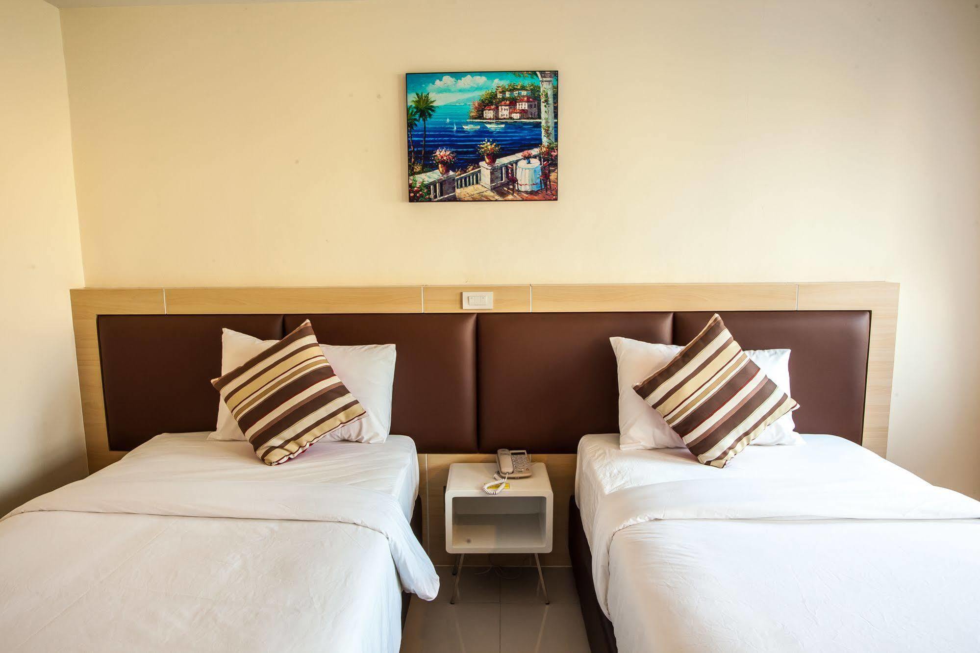 Oyo 234 Tara Grande Hotel & Spa Μπανγκόκ Εξωτερικό φωτογραφία