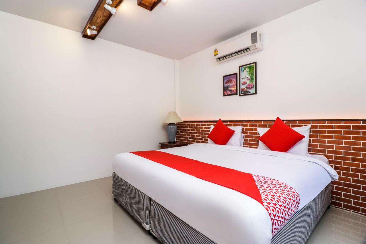 Oyo 234 Tara Grande Hotel & Spa Μπανγκόκ Εξωτερικό φωτογραφία